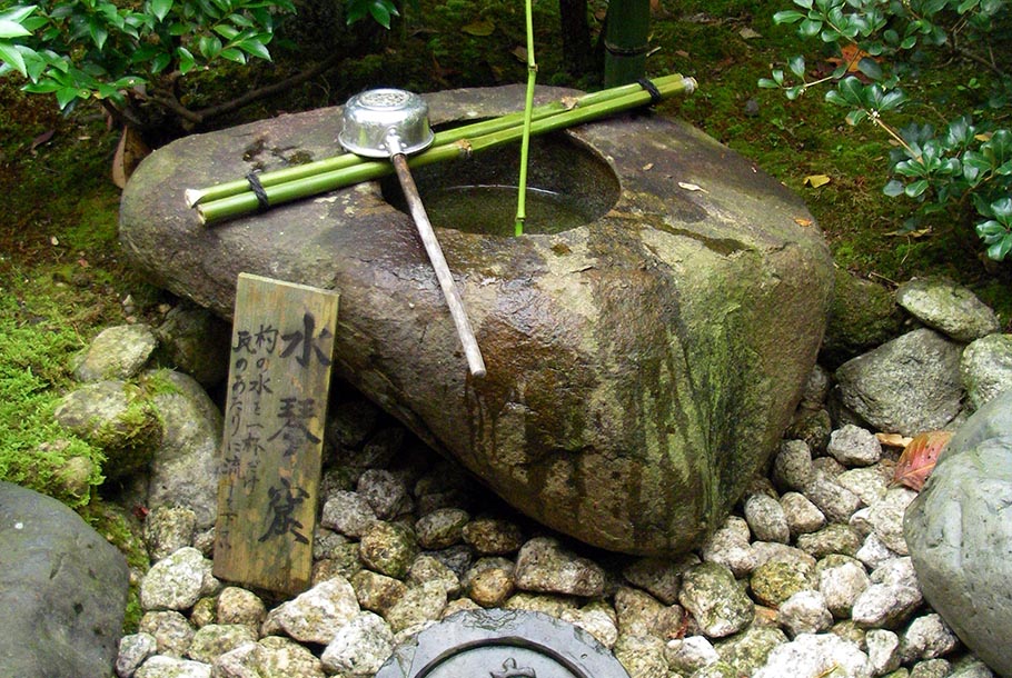 日本の音風景を求めて 音を愉しむ装置 水琴窟 Ikitoki